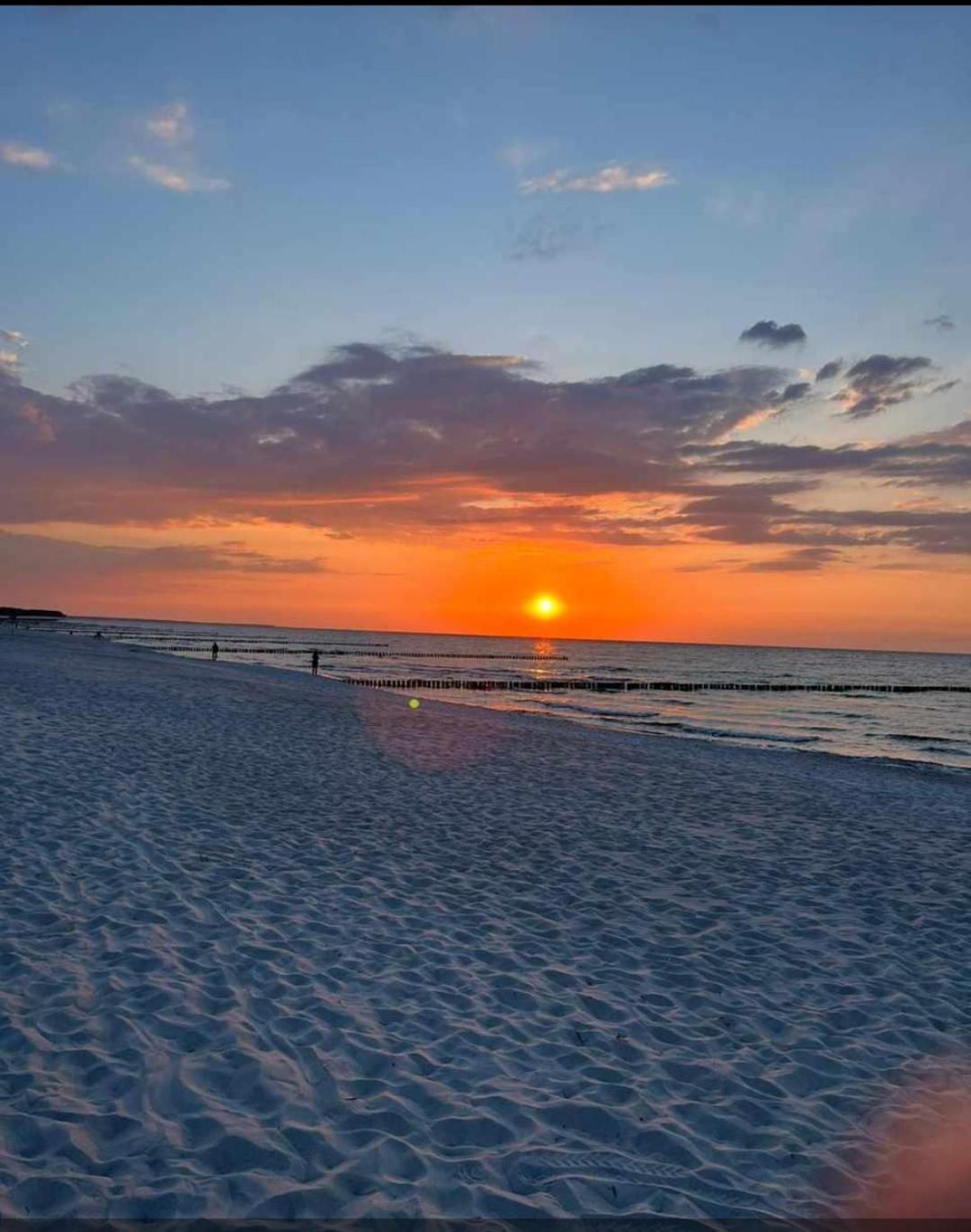 App 8O Grosser Tag Am Meer Mit Wasserblick Dranske Bagian luar foto